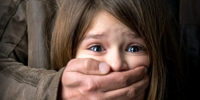 Projeto aumenta penas de crimes violentos ou sexuais praticados contra crianças e adolescentes 